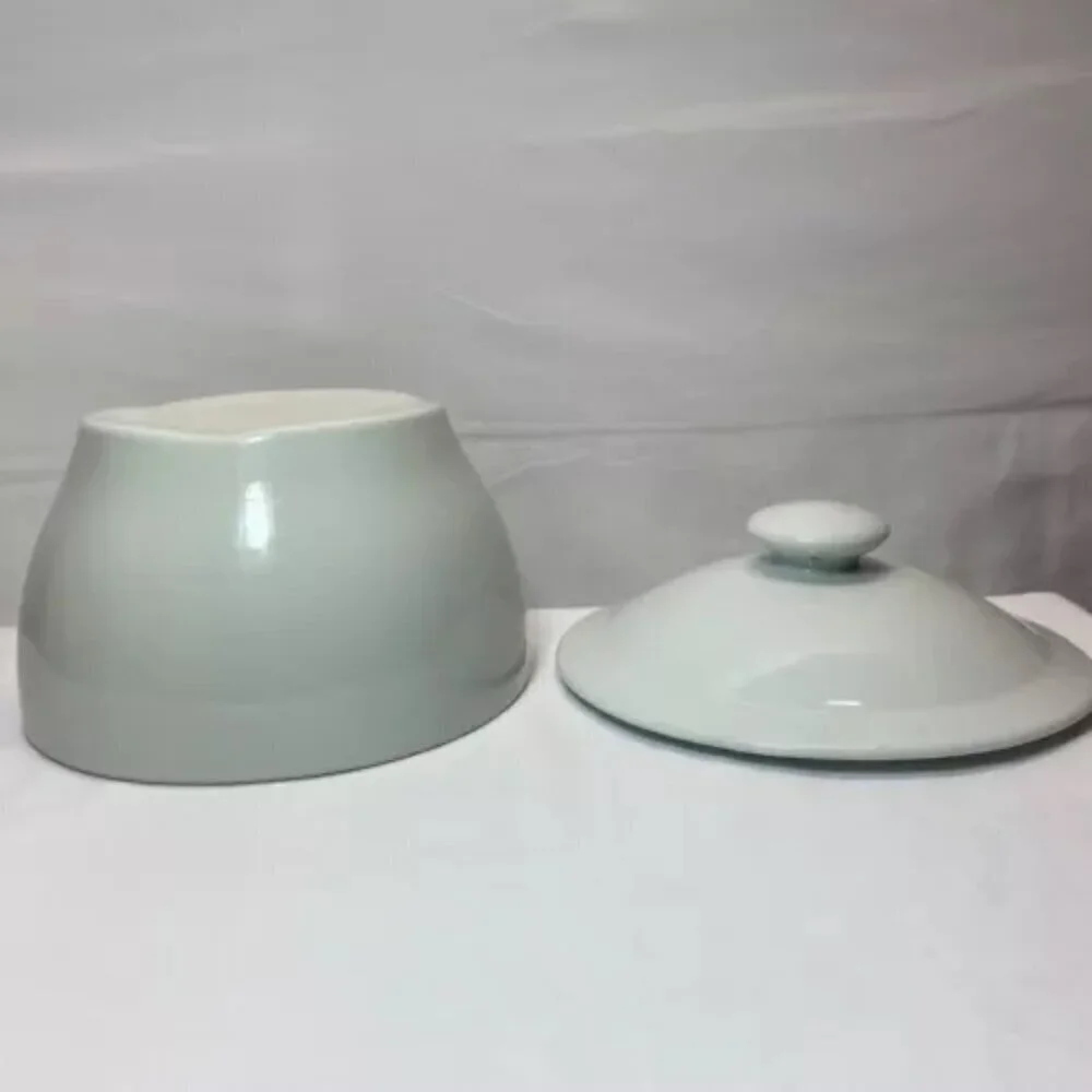 Stoneware Mixing Bowl 9”‎ Casserole Dish Handle Lid Heirloom White New